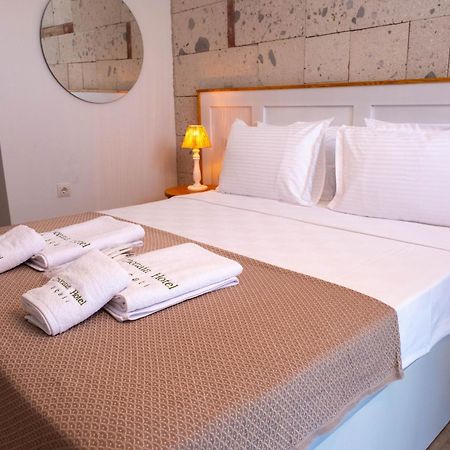 Alacati Limonaia Hotel ภายนอก รูปภาพ