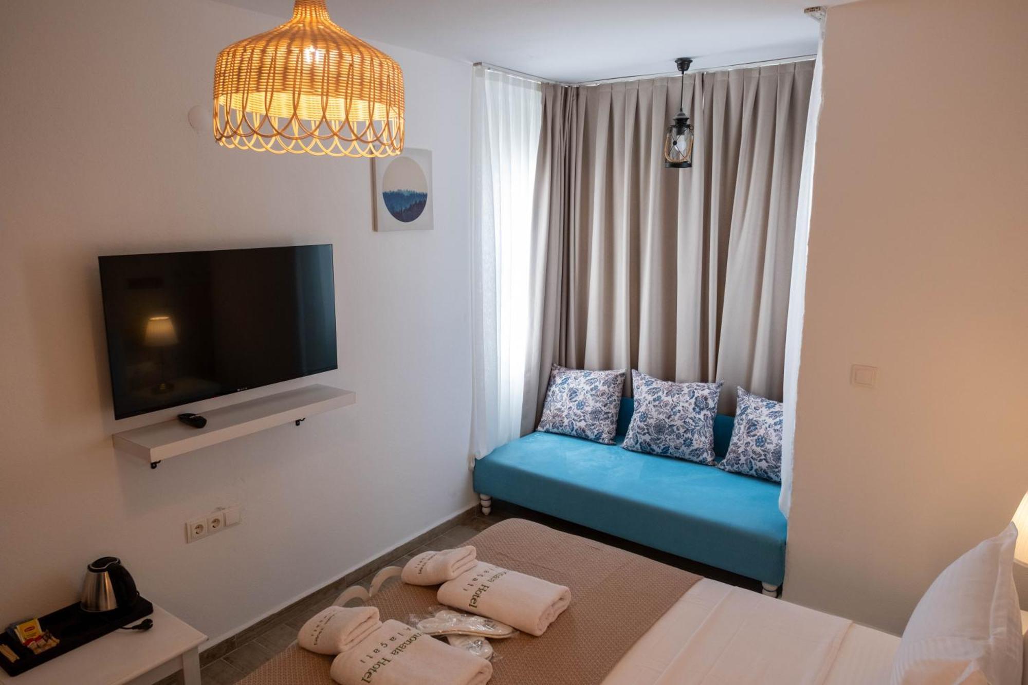 Alacati Limonaia Hotel ภายนอก รูปภาพ