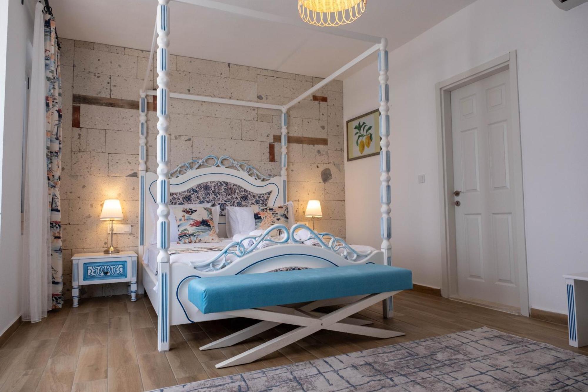 Alacati Limonaia Hotel ภายนอก รูปภาพ