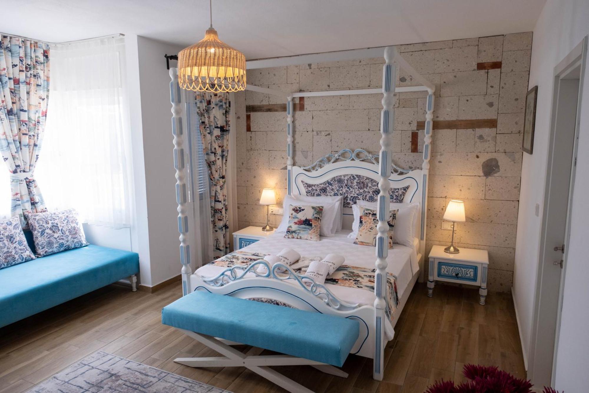 Alacati Limonaia Hotel ภายนอก รูปภาพ