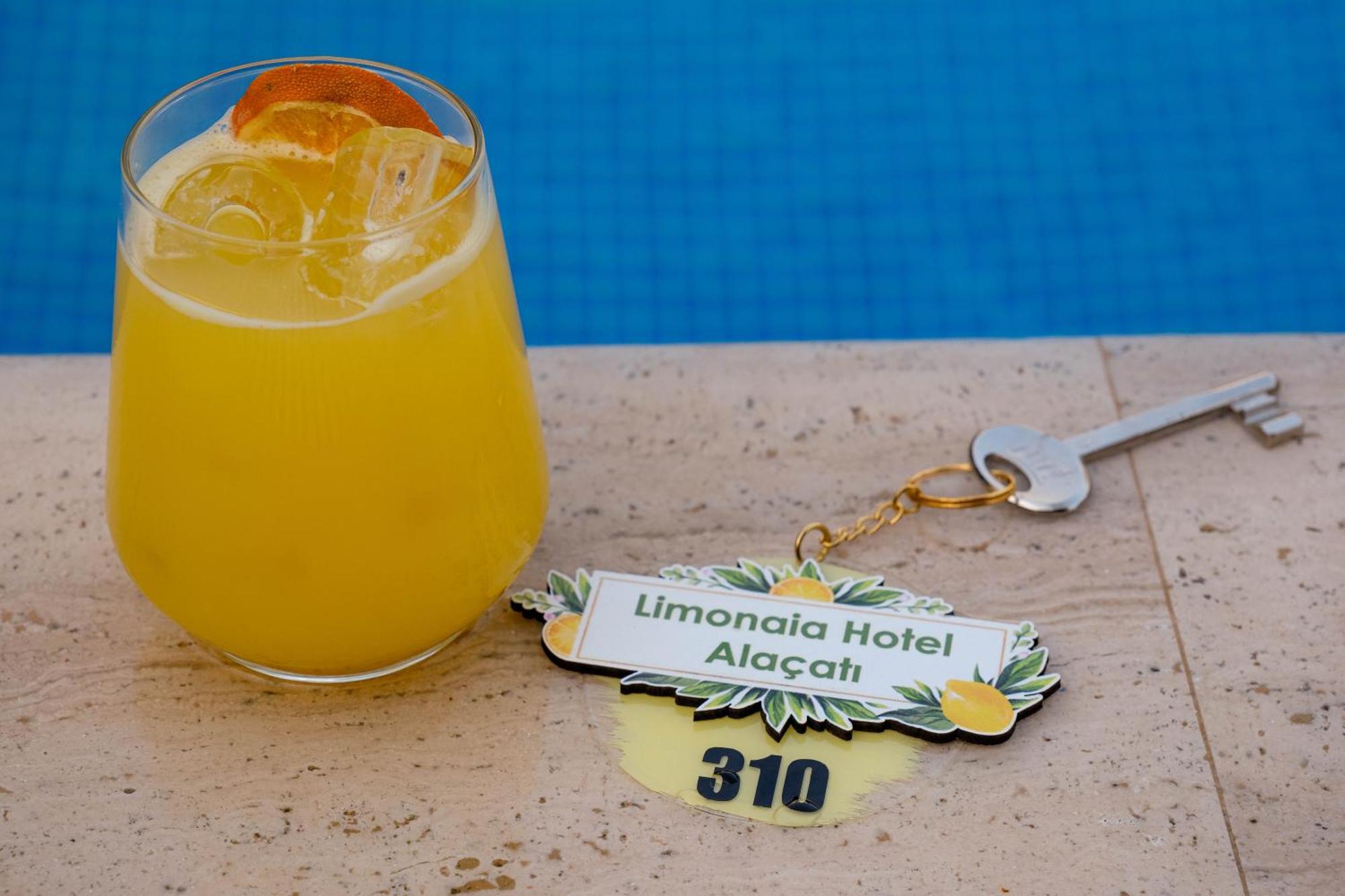 Alacati Limonaia Hotel ภายนอก รูปภาพ