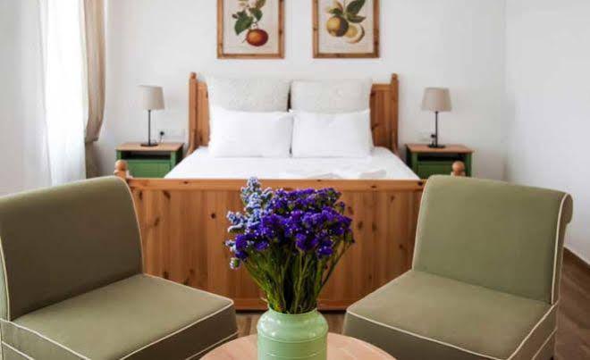 Alacati Limonaia Hotel ภายนอก รูปภาพ