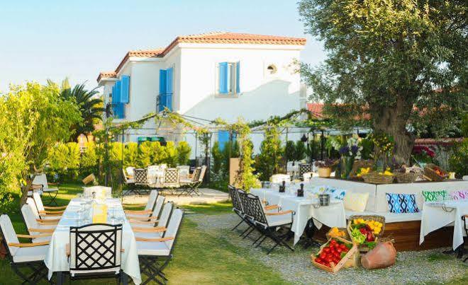 Alacati Limonaia Hotel ภายนอก รูปภาพ